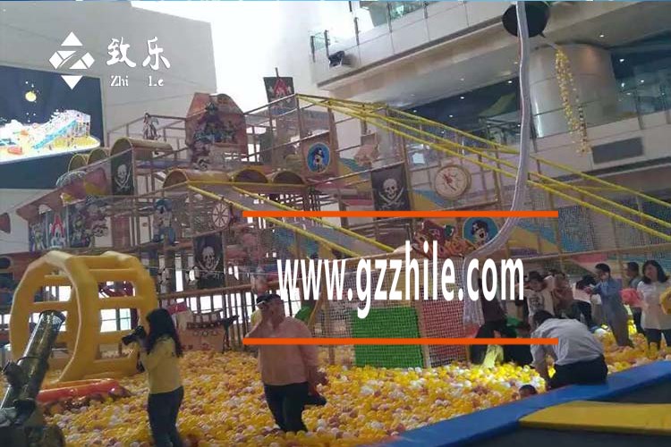 是广州致乐儿童主题淘气堡乐园设备